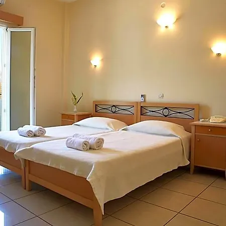 Mentor Hotel 3*